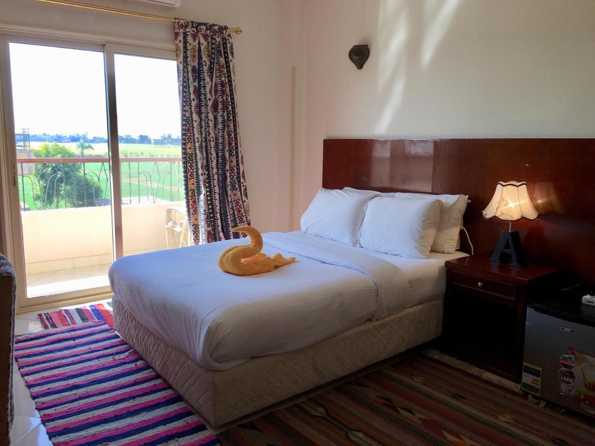 Otel New Memnon 3*